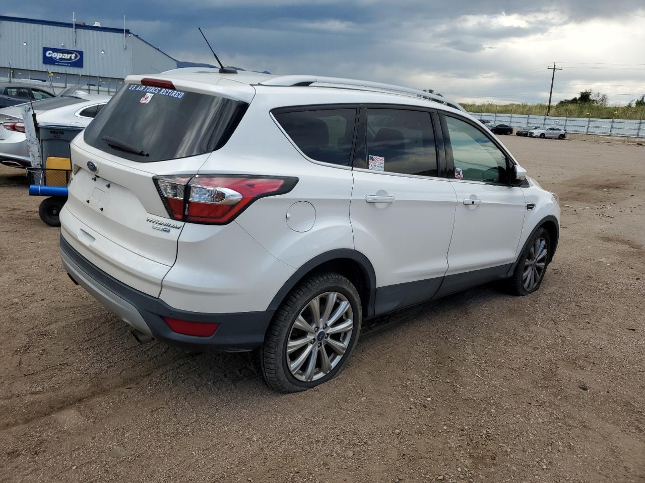 2017 Ford Escape Titanium - Фото 3