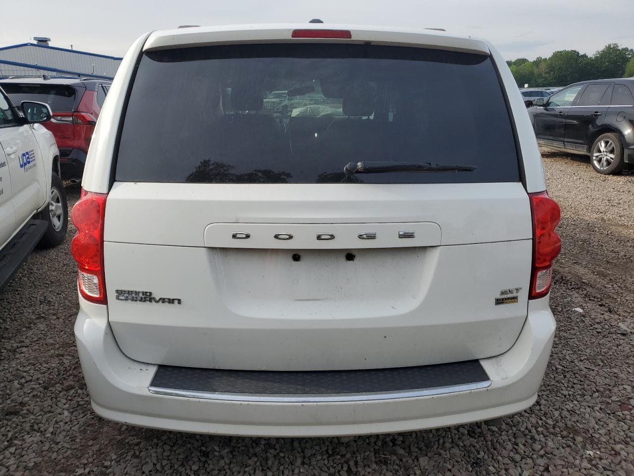 2017 Dodge Grand Caravan Sxt - Image 6