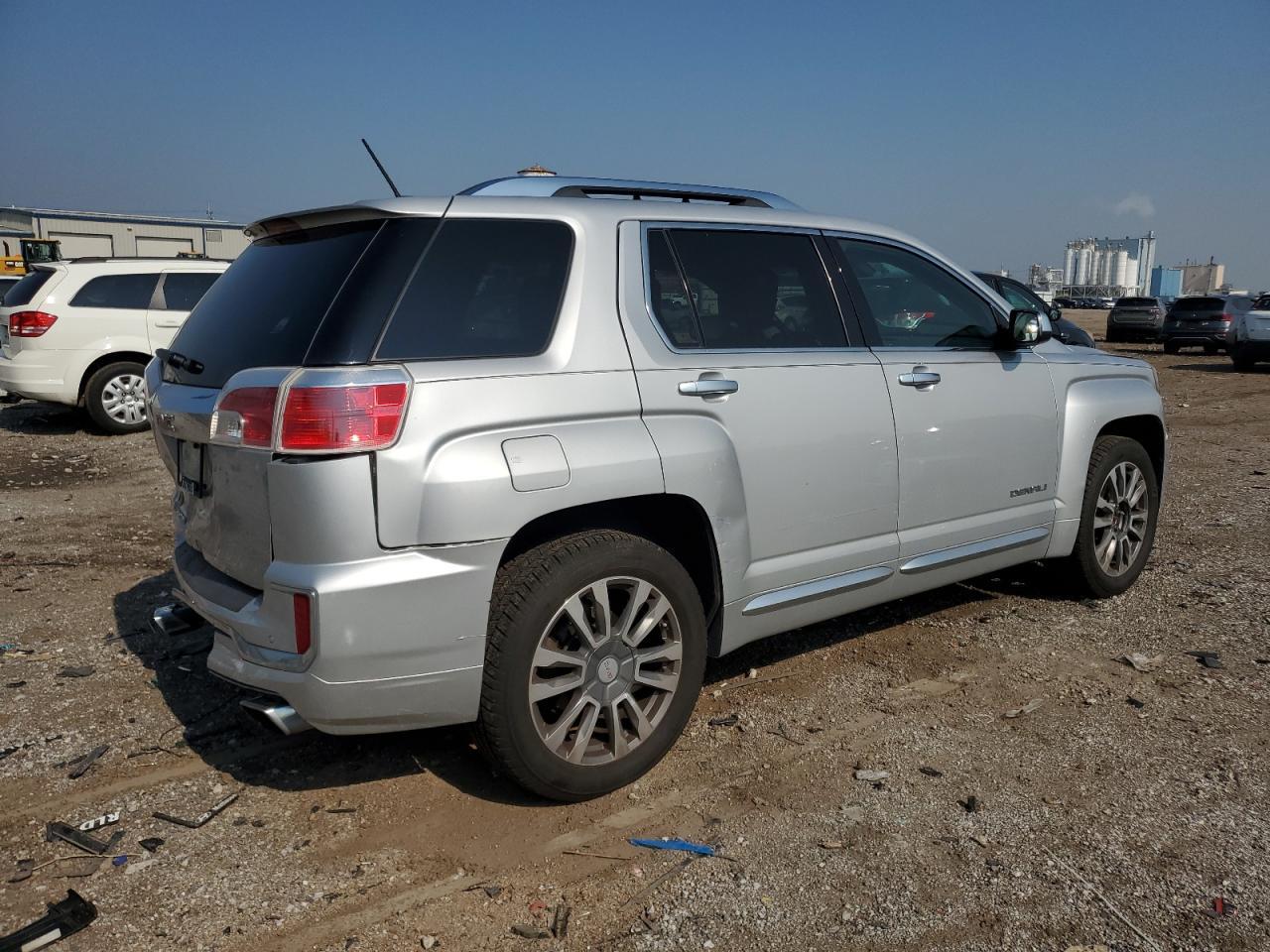 2017 GMC Terrain Denali - Фото 3