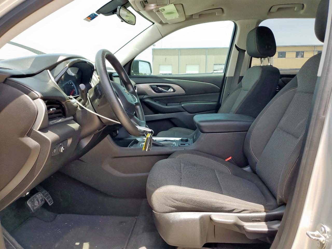 2018 Chevrolet Traverse Ls - Фото 7