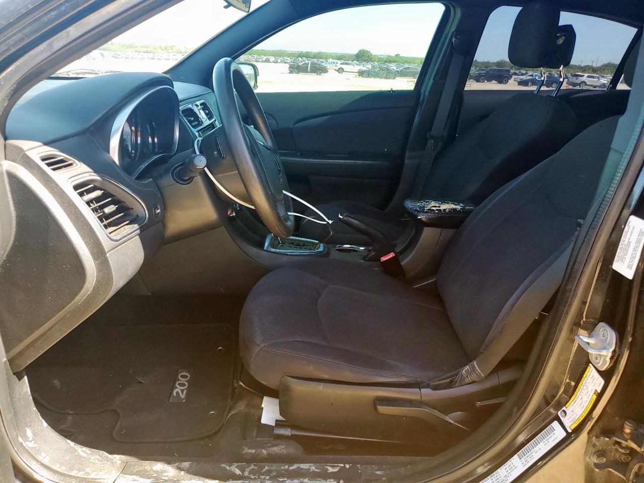 2012 Chrysler 200 Lx - Фото 7