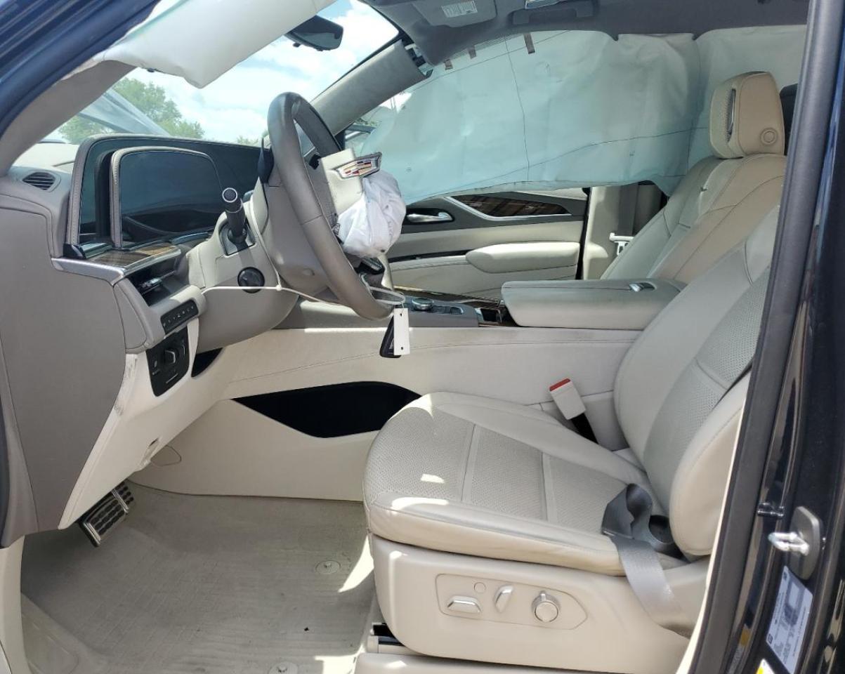 2022 Cadillac Escalade Premium Luxury Platinum - Image 7