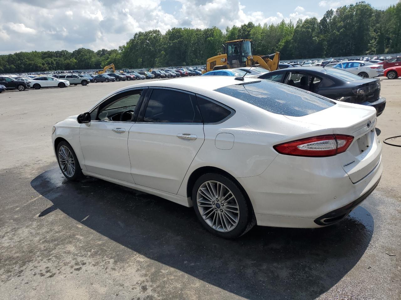 2016 Ford Fusion Se - Фото 2