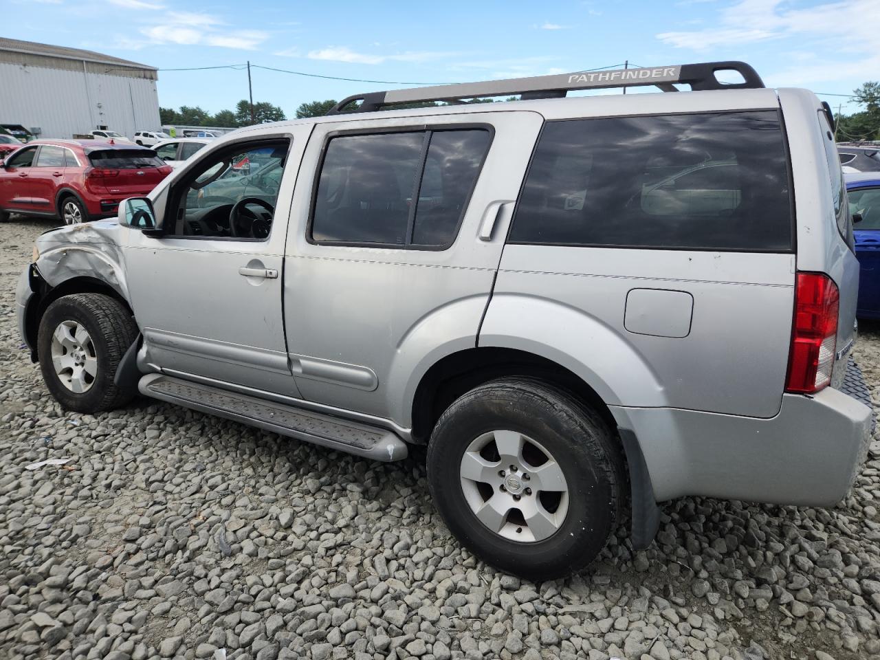 2005 Nissan Pathfinder Le - Фото 2