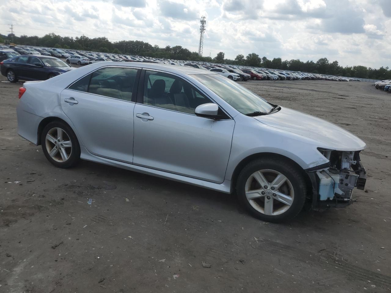 2012 Toyota Camry Base - Фото 4