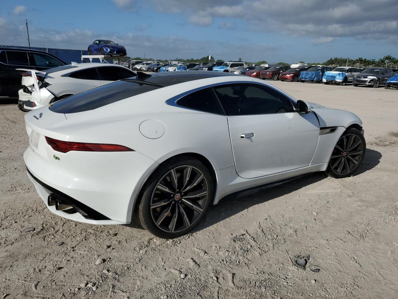 2021 Jaguar F-Type R - Фото 3