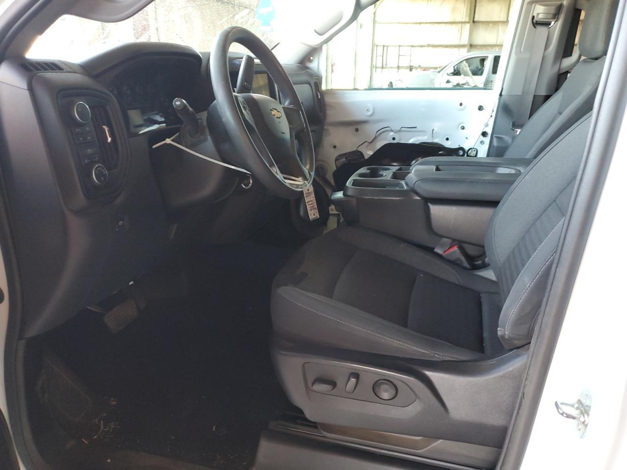 2023 Chevrolet Silverado K1500 Custom - Фото 7