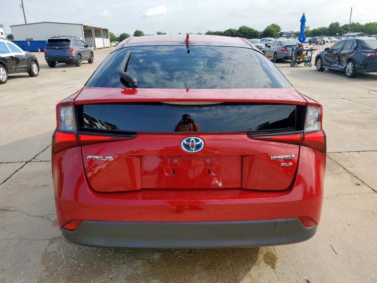 2019 Toyota Prius - Фото 6