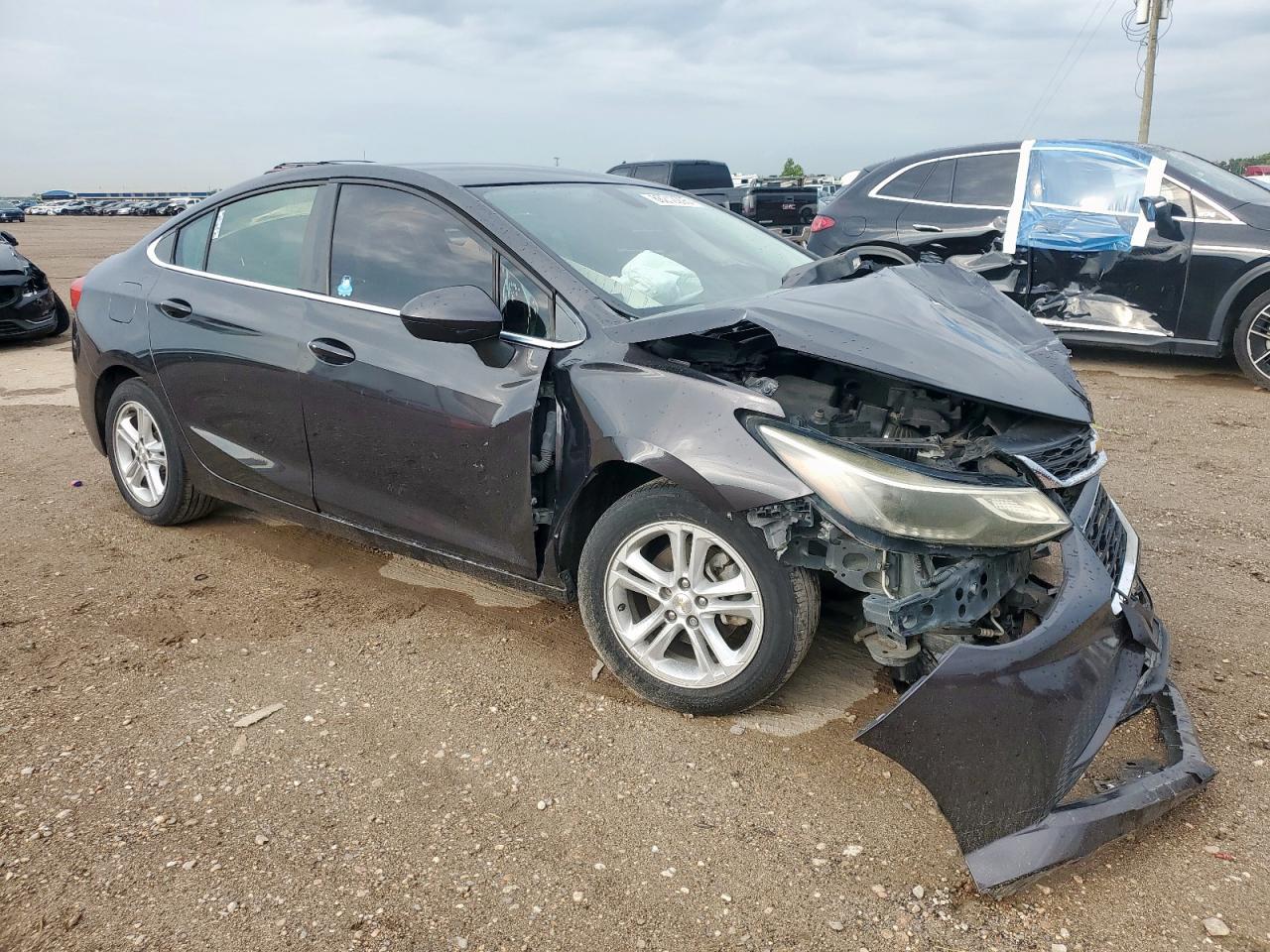 2017 Chevrolet Cruze Lt - Image 4