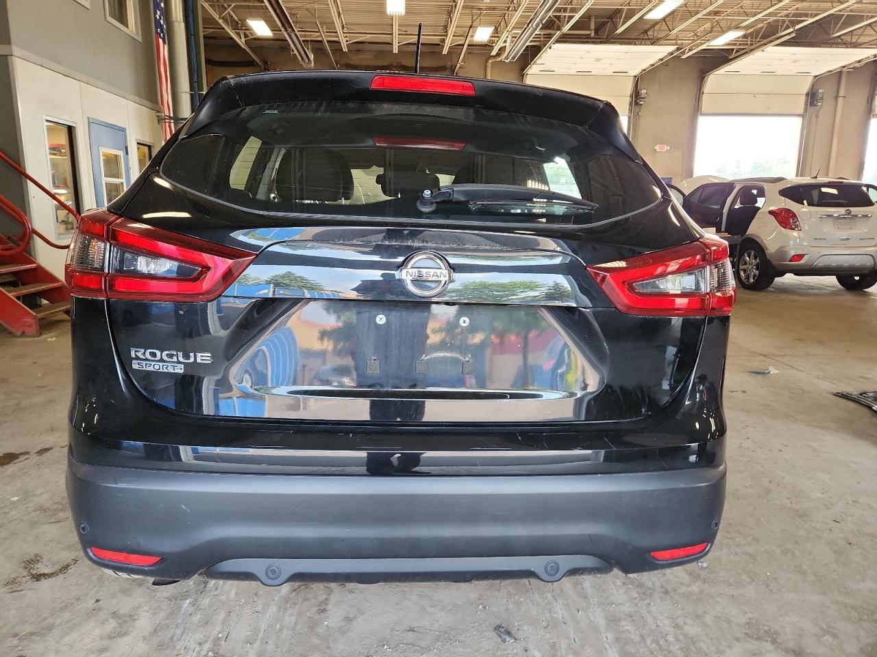 2020 Nissan Rogue Sport S - Image 6
