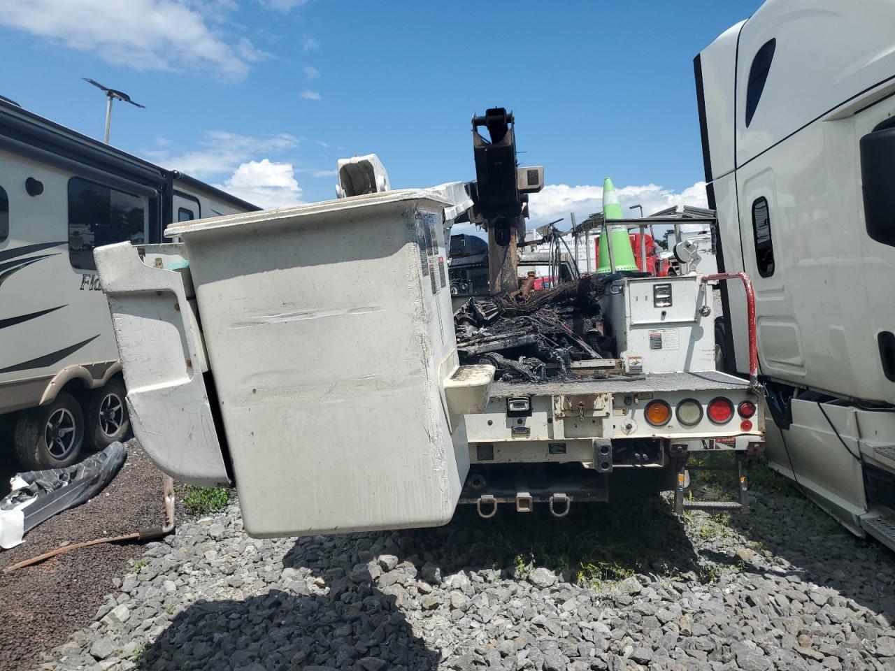 2011 Dodge Ram 5500 St - Image 6