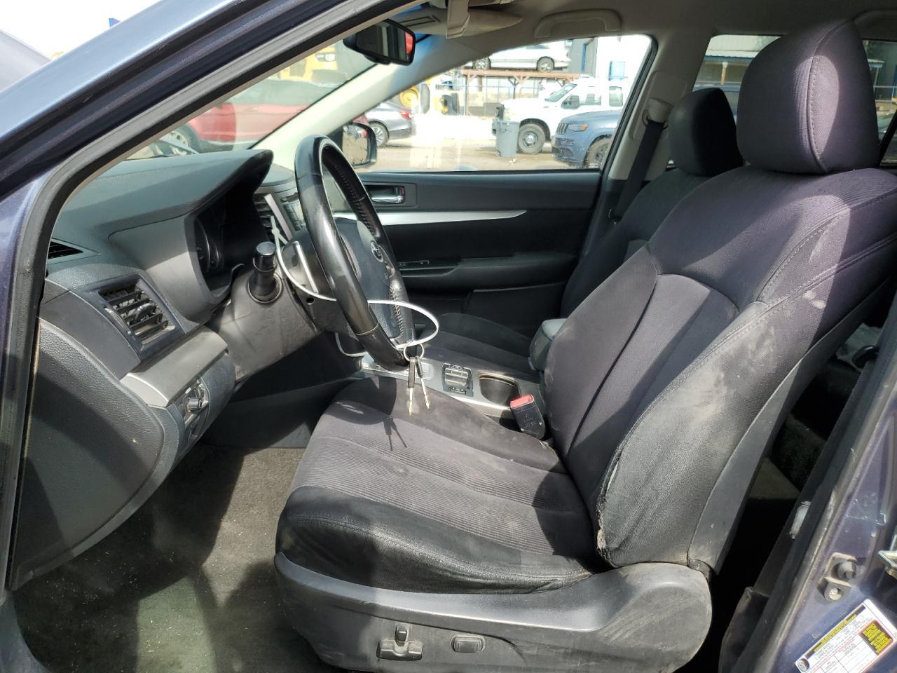 2013 Subaru Outback 2.5I Premium - Image 7