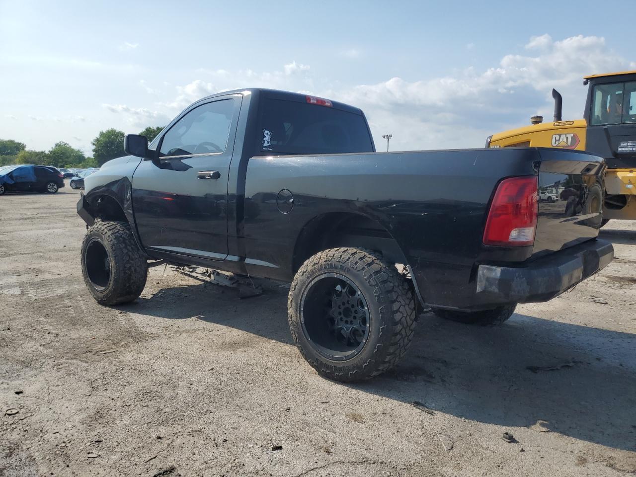 2012 Dodge Ram 1500 St - Фото 2