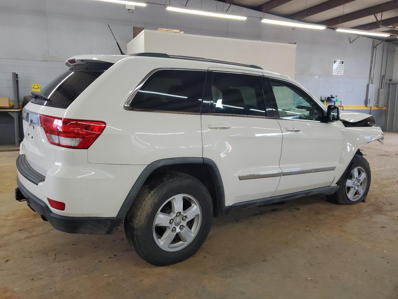 2011 Jeep Grand Cherokee Laredo - Фото 3
