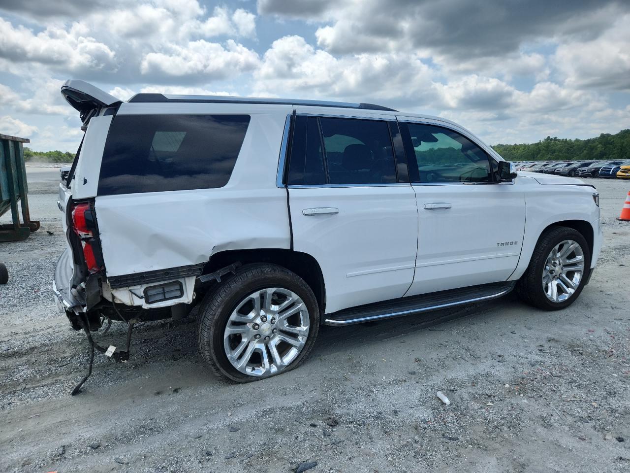2020 Chevrolet Tahoe K1500 Premier - Image 3