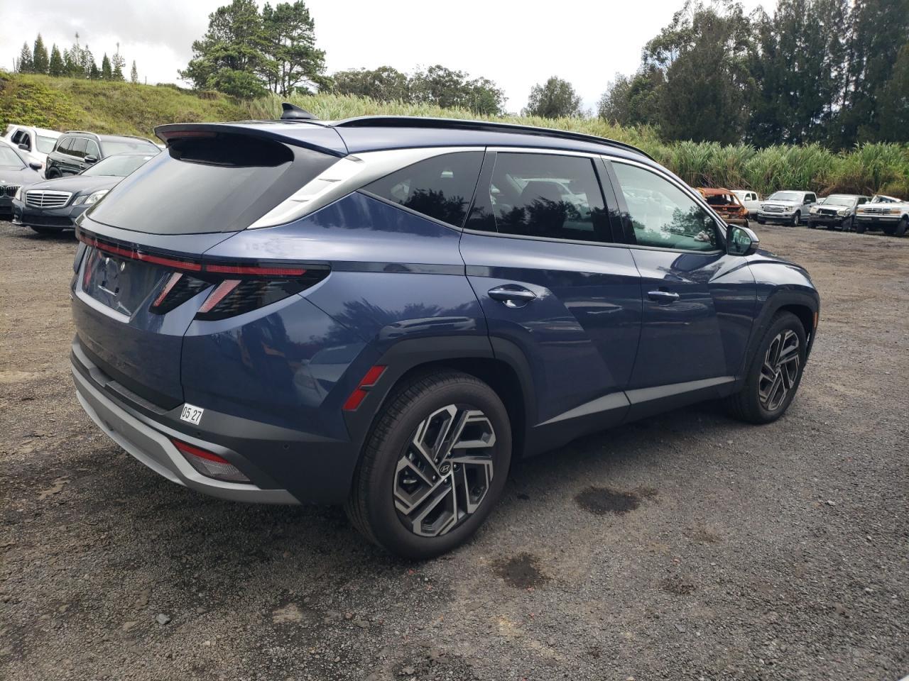 2025 Hyundai Tucson Limited - Image 3