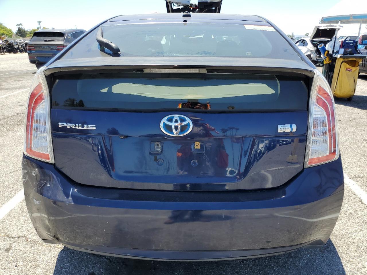 2012 Toyota Prius - Фото 6