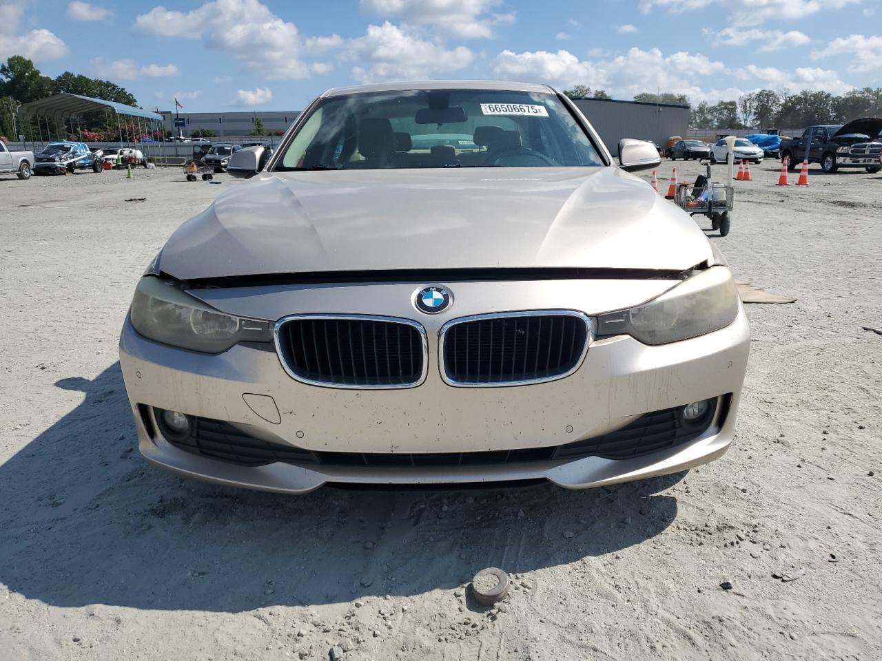 2015 BMW 320 I - Фото 5