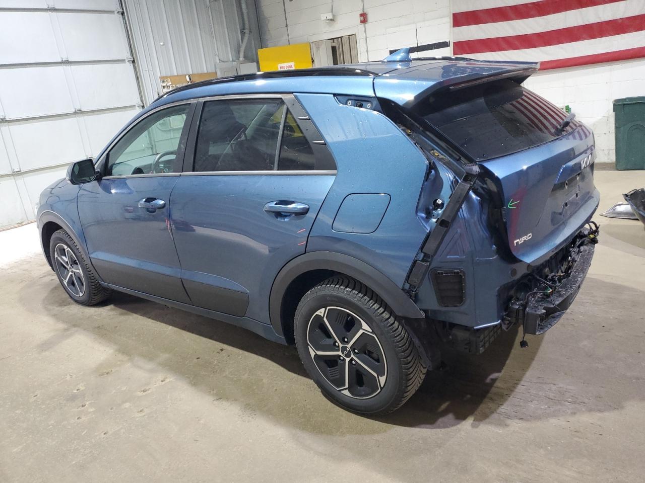 2023 Kia Niro Ex - Image 2