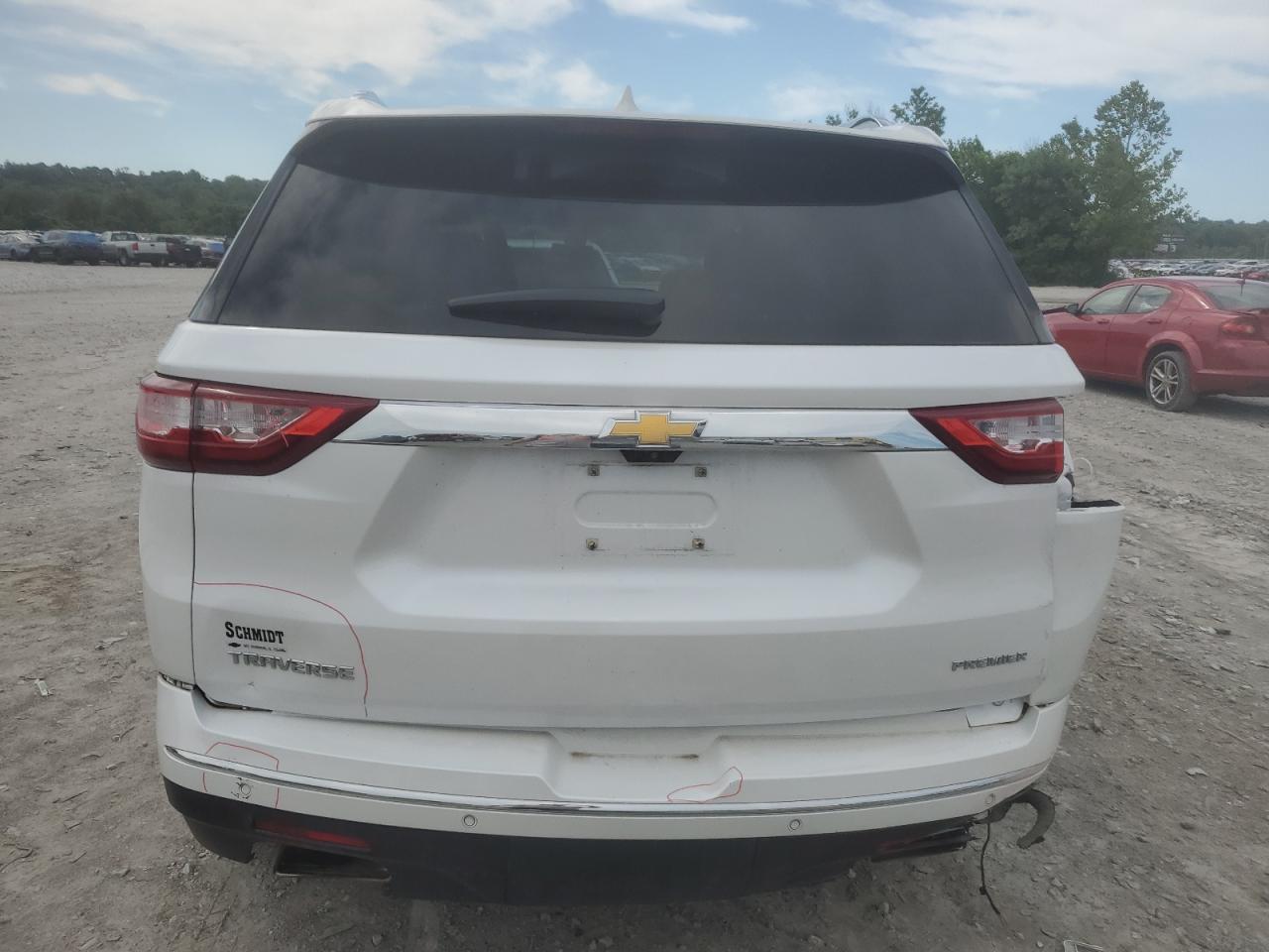 2019 Chevrolet Traverse Premier - Image 6