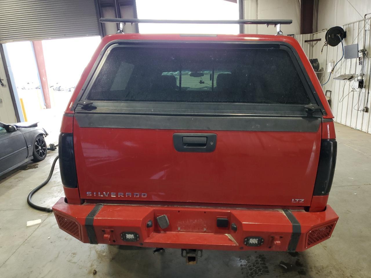 2008 Chevrolet Silverado K1500 - Image 6