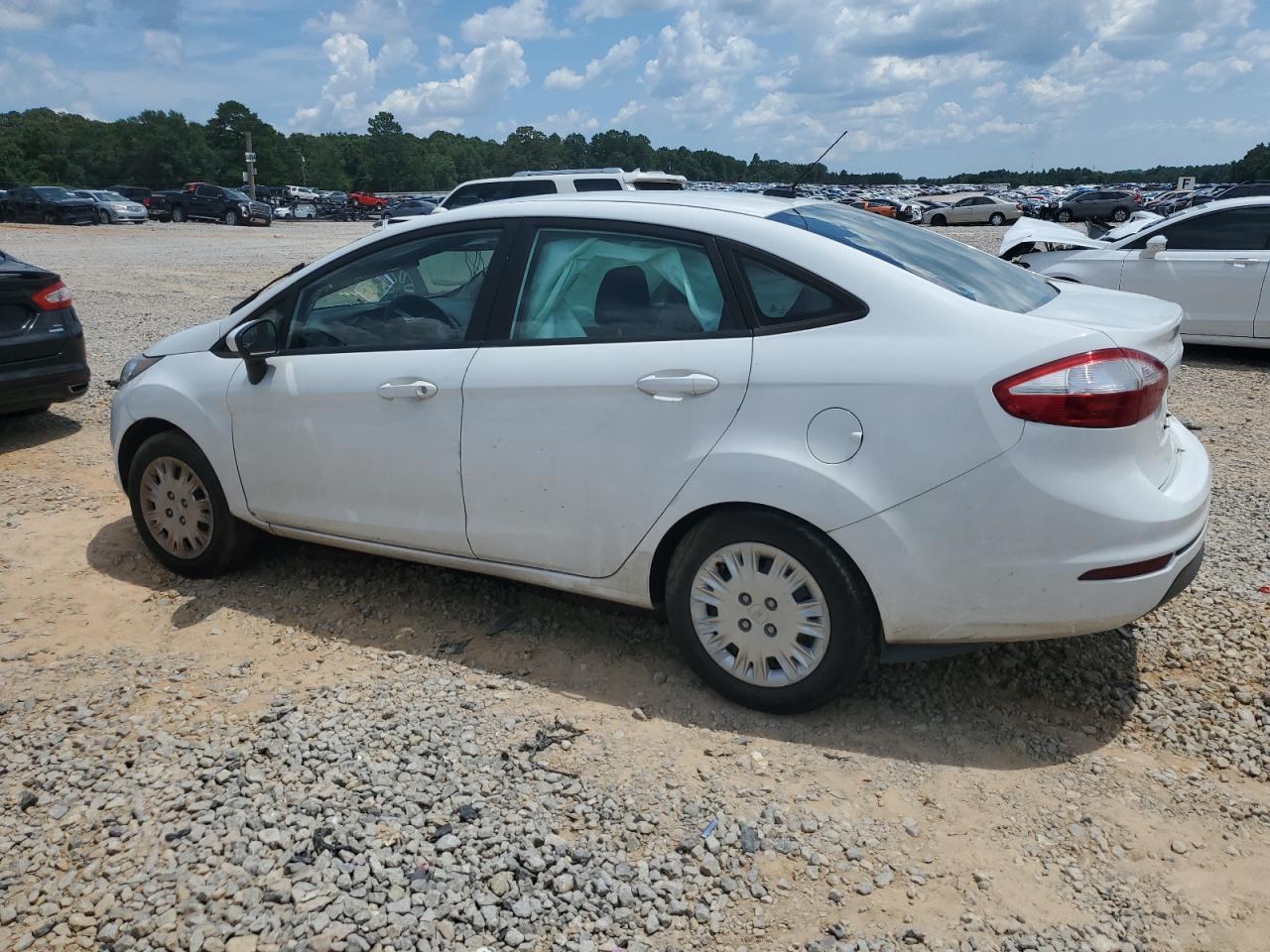 2018 Ford Fiesta S - Image 2