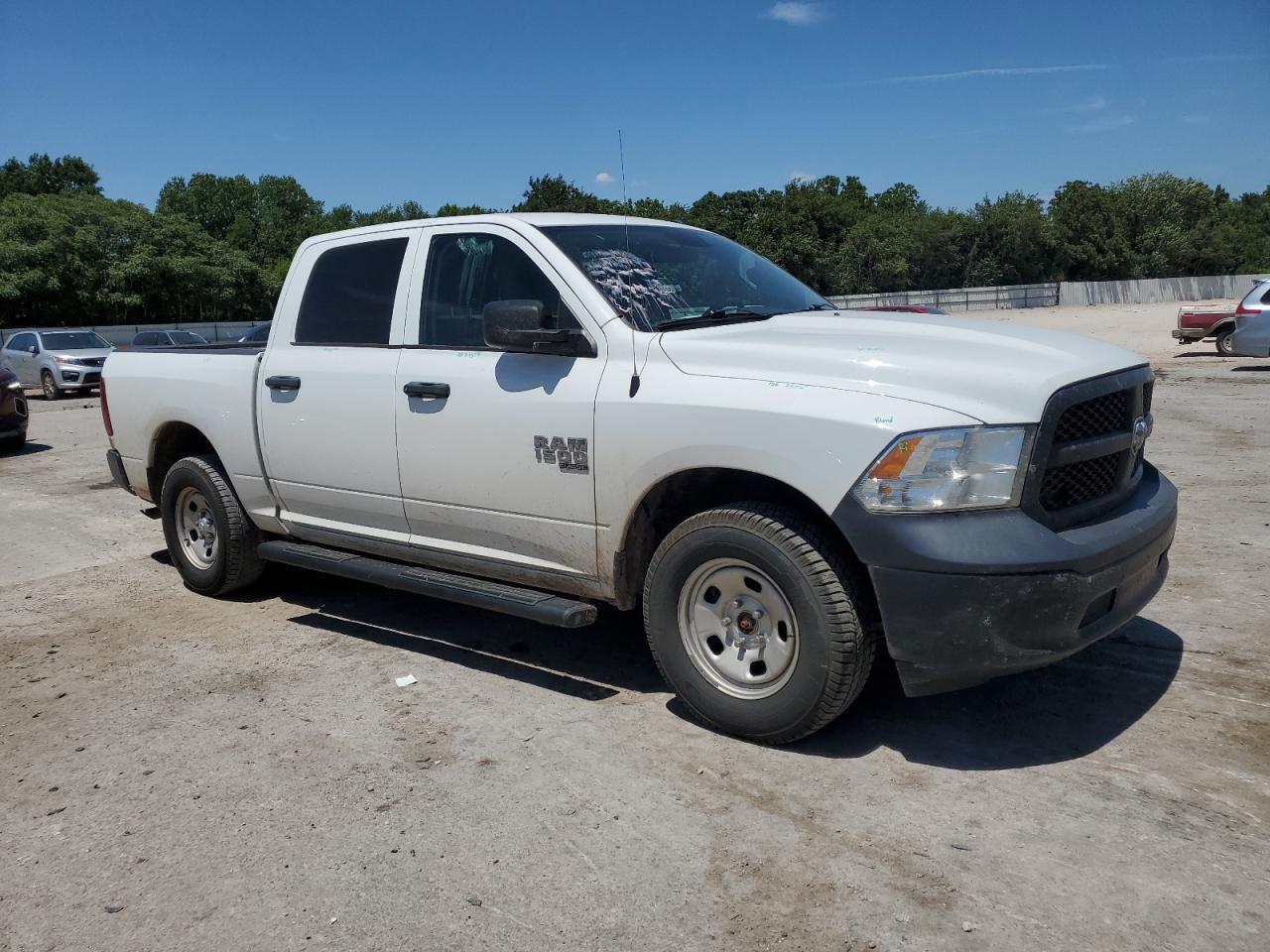 2021 Ram 1500 Classic Tradesman - Фото 4