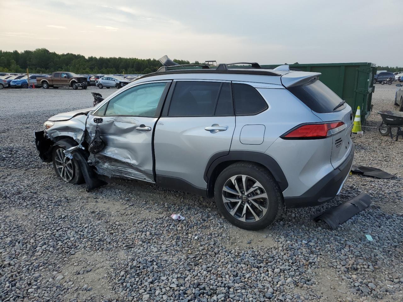 2022 Toyota Corolla Cross Xle - Фото 2