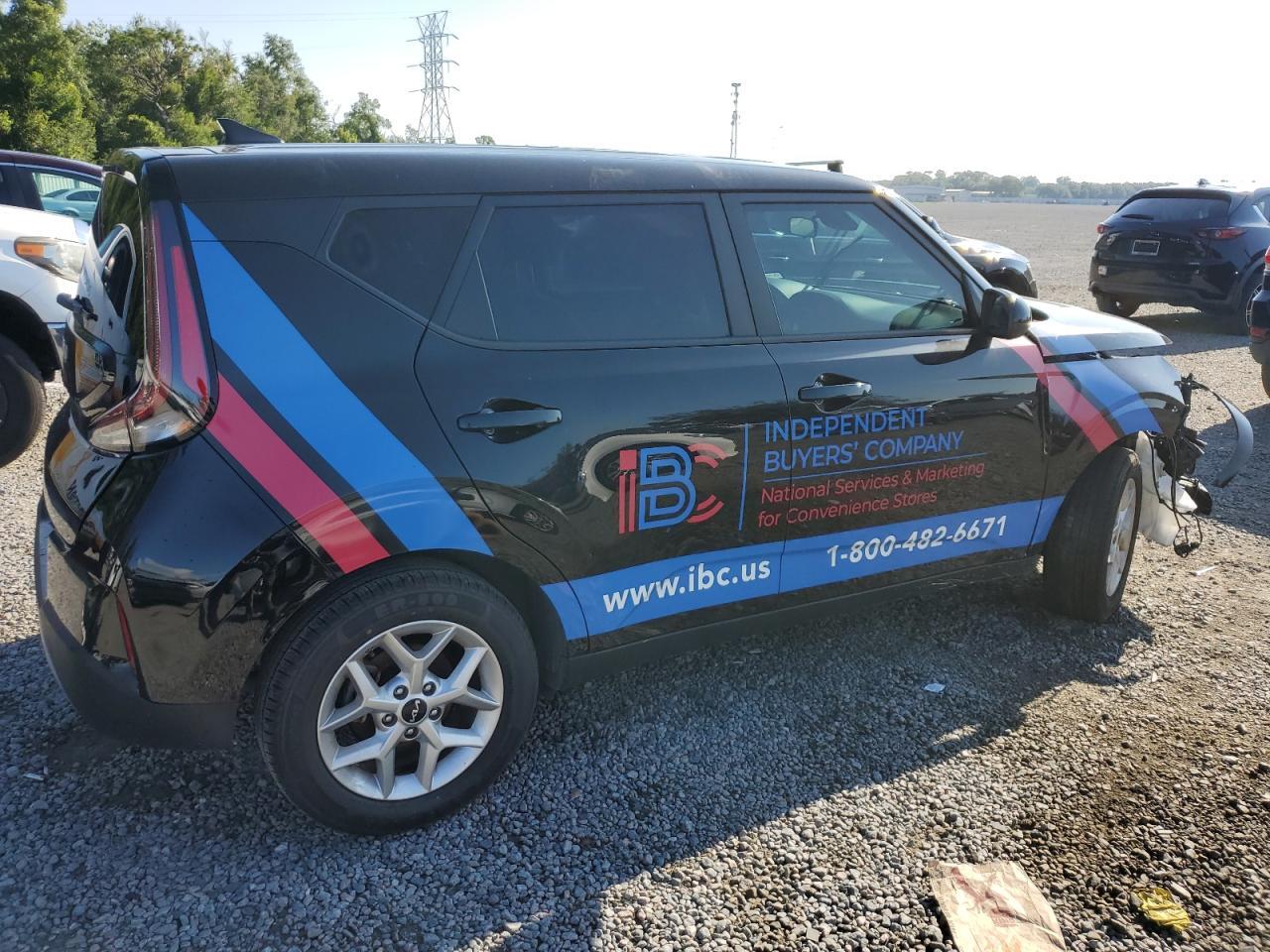 2023 Kia Soul Lx - Image 3