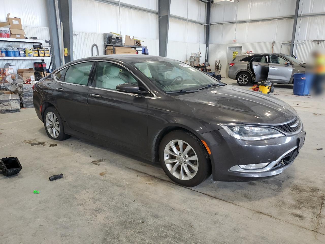 2015 Chrysler 200 C - Image 4