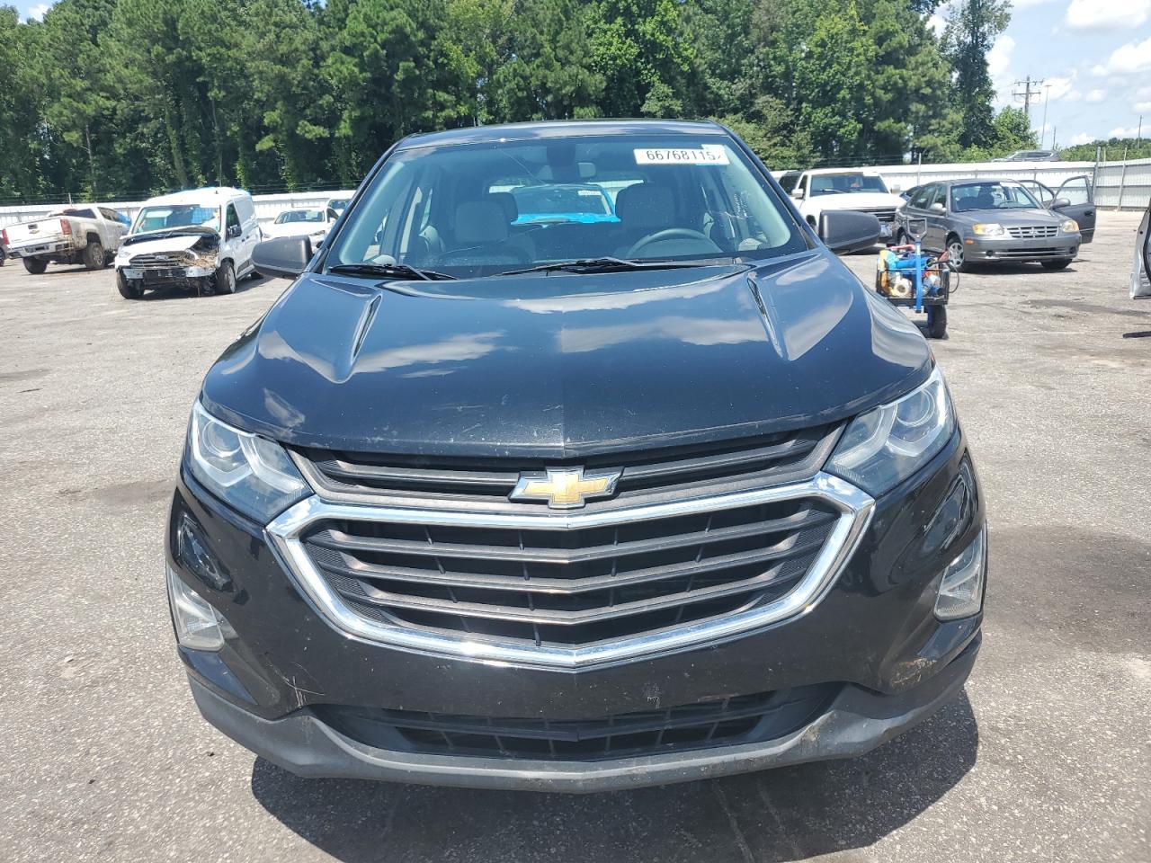 2018 Chevrolet Equinox Ls - Фото 5