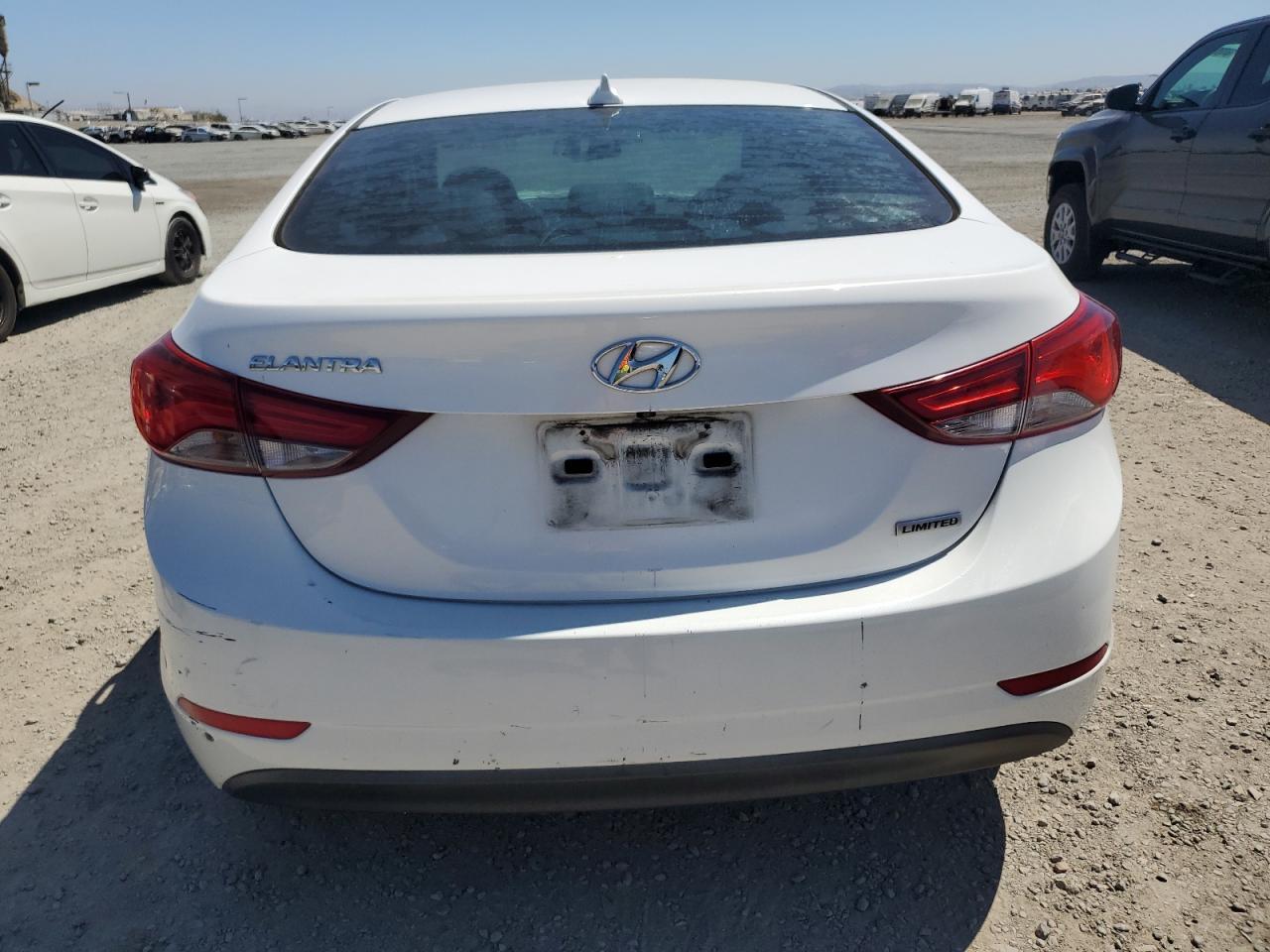 2014 Hyundai Elantra Se - Image 6