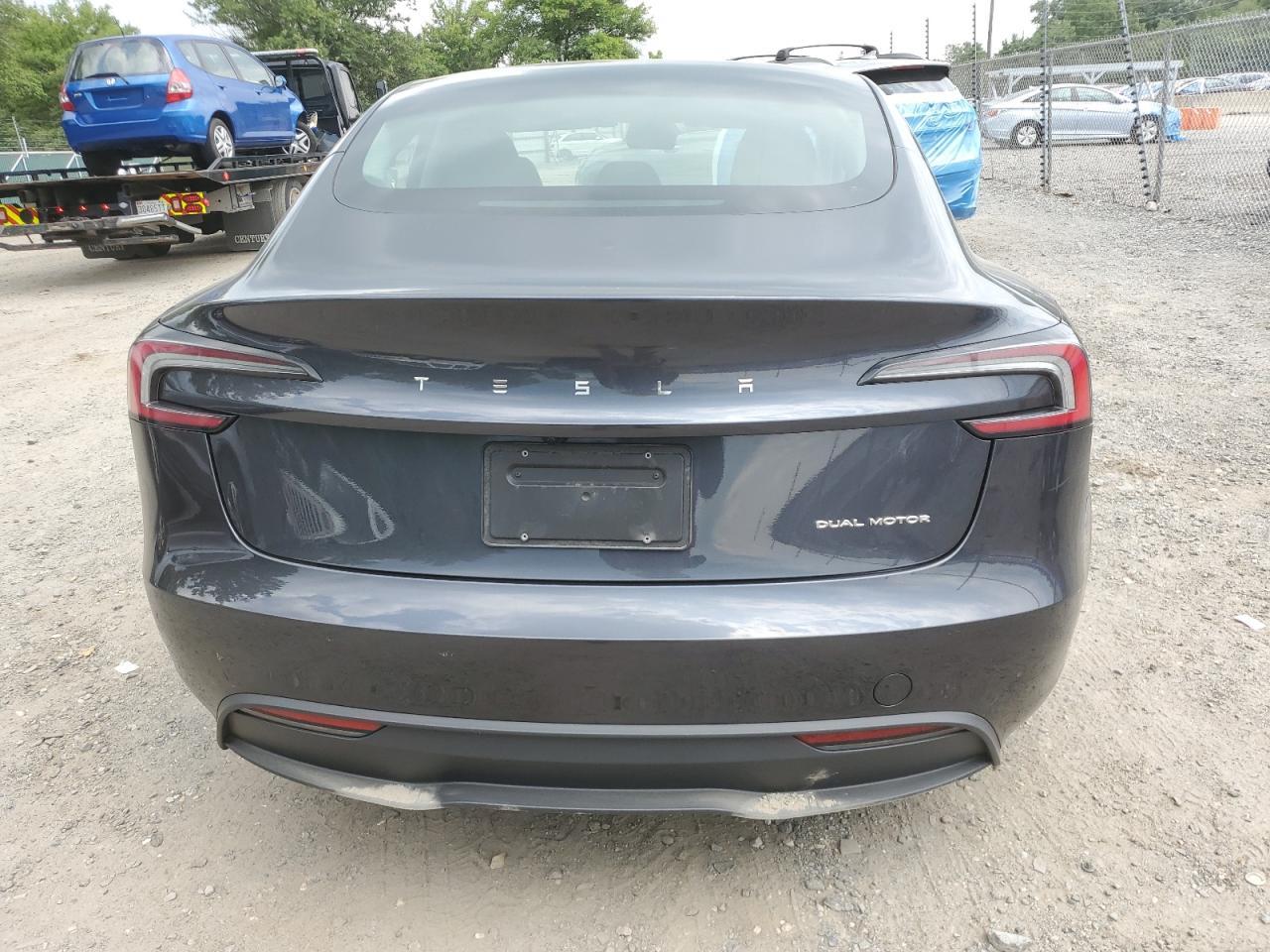 2024 Tesla Model 3 - Фото 6