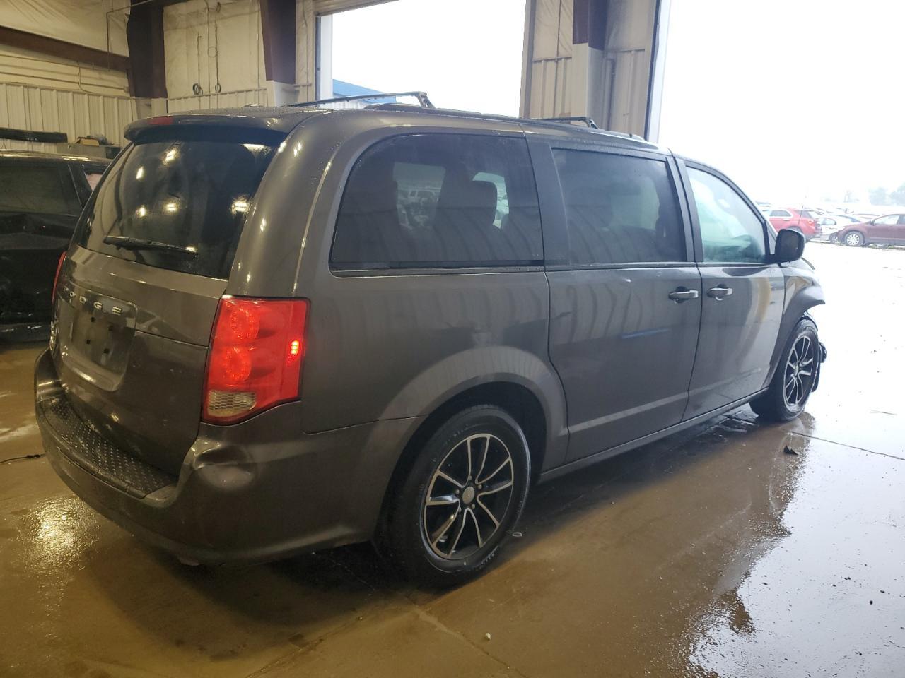 2018 Dodge Grand Caravan Se - Image 3