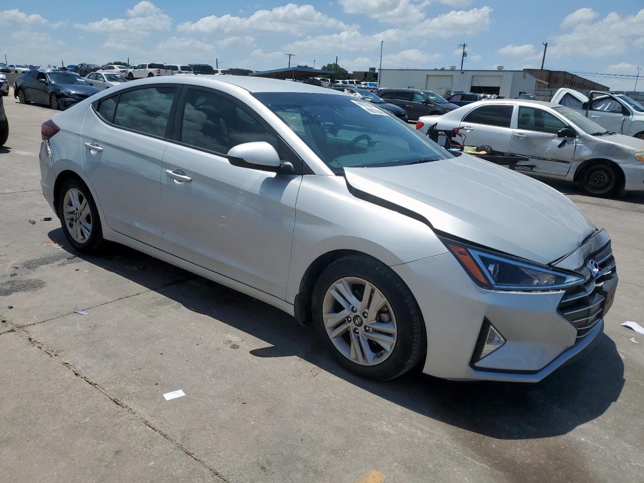 2020 Hyundai Elantra Sel - Image 4