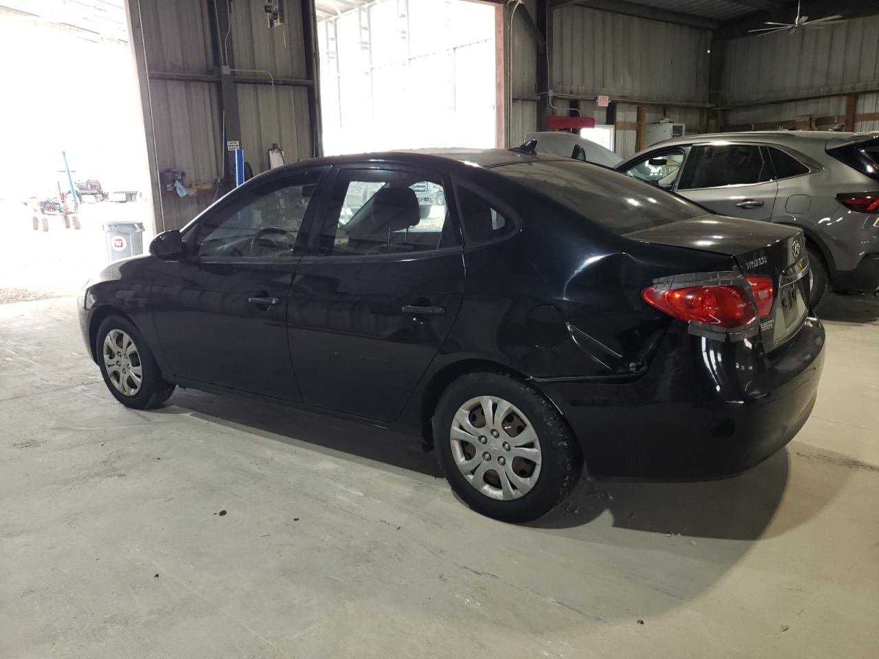 2010 Hyundai Elantra Blue - Image 2