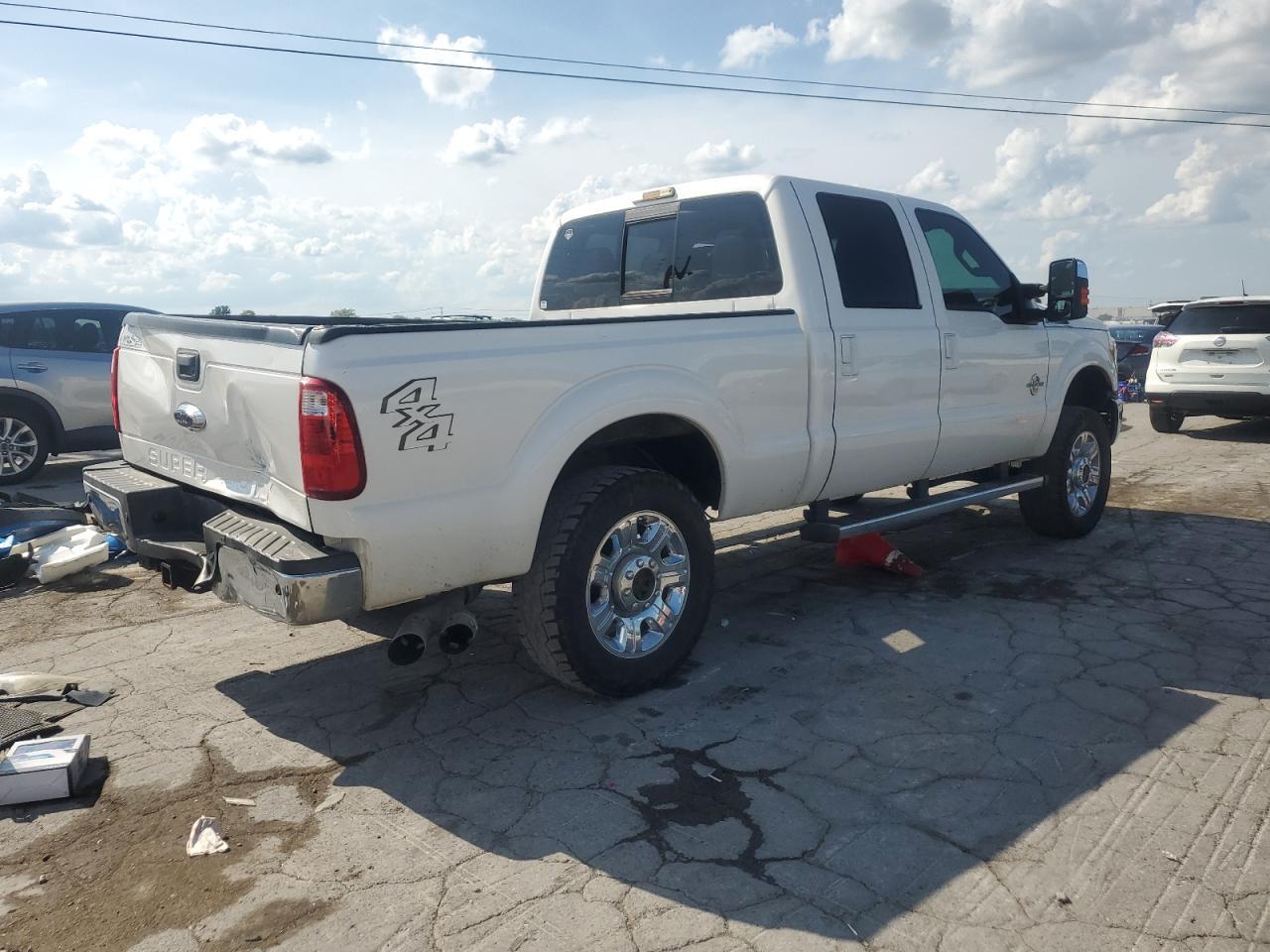 2015 Ford F250 Super Duty - Фото 3