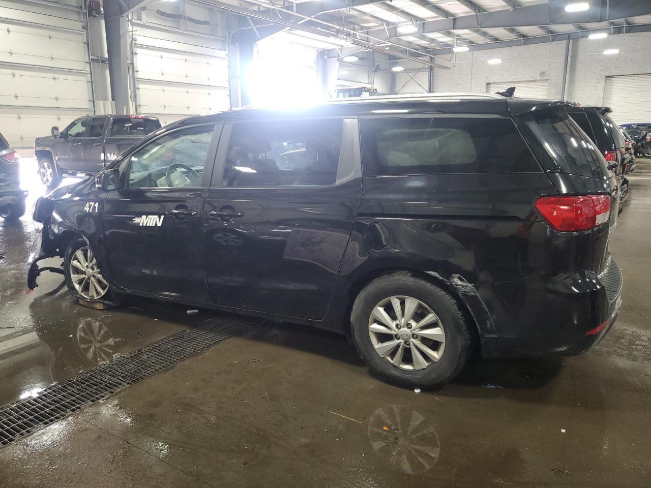 2015 Kia Sedona Lx - Фото 2