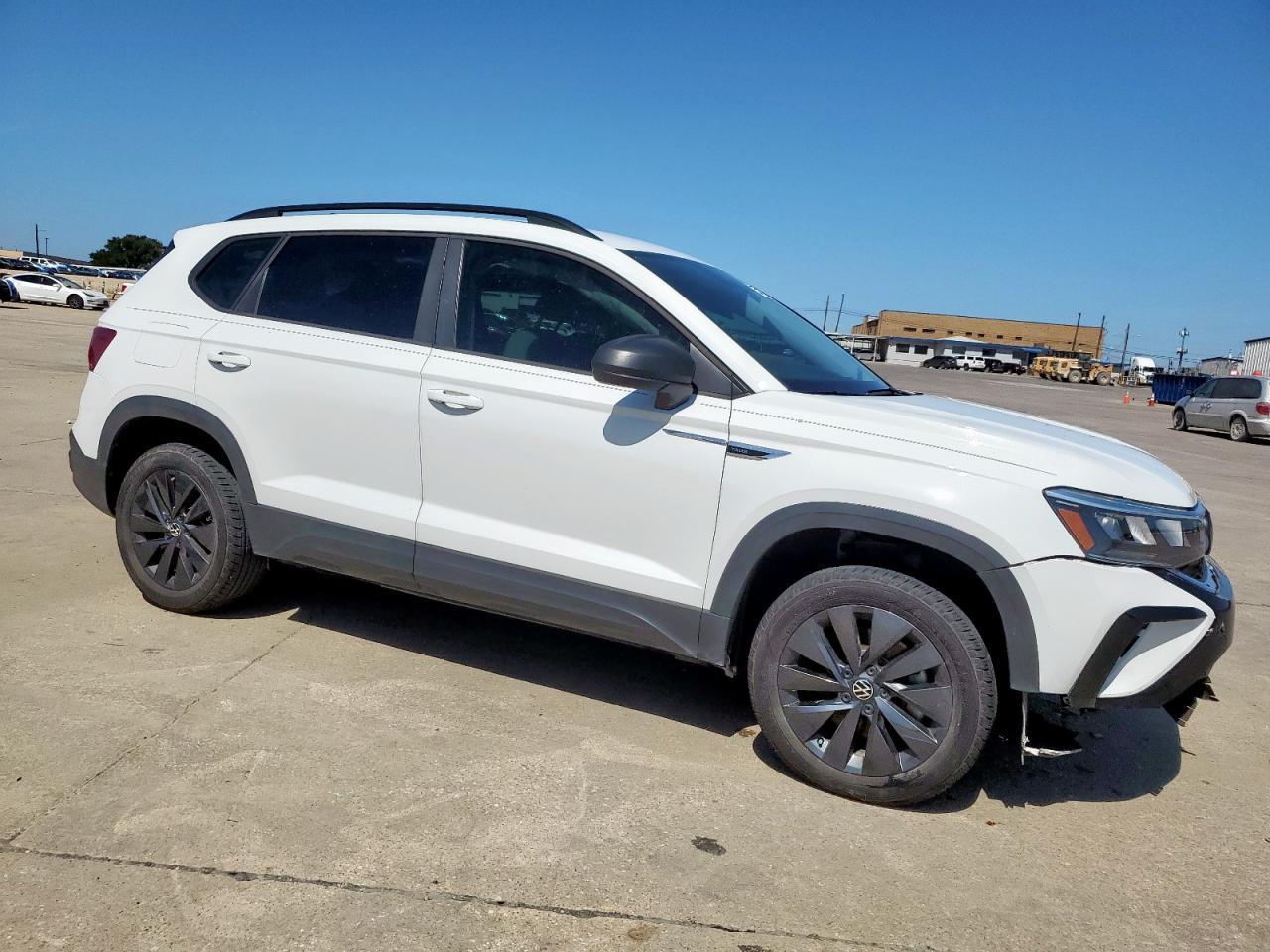 2023 Volkswagen Taos S - Фото 4