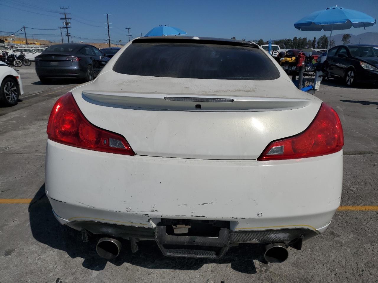2011 Infiniti G37 Base - Фото 6