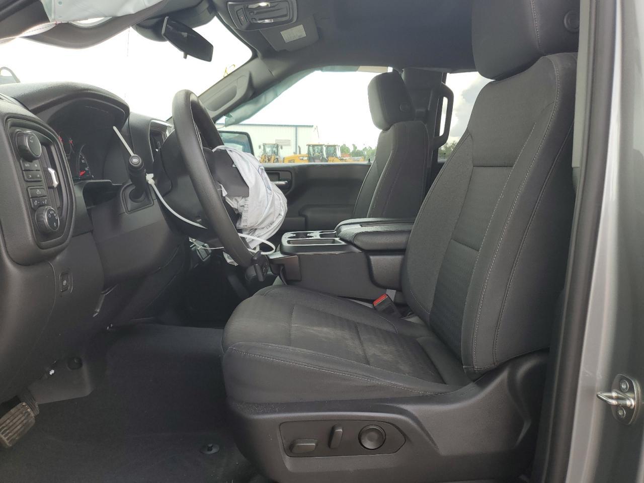 2023 Chevrolet Silverado K1500 Trail Boss Custom - Image 7