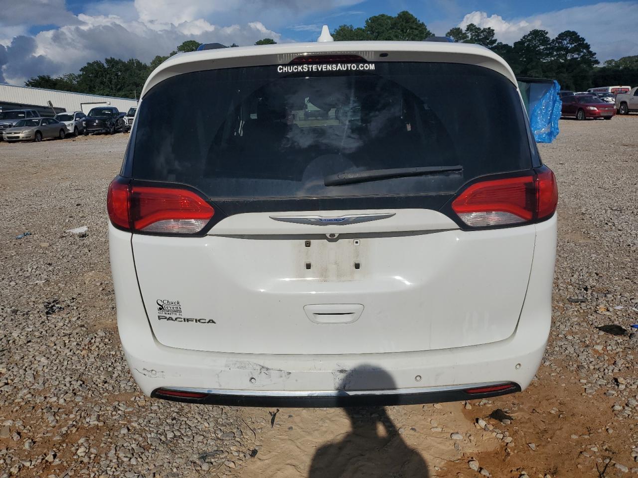 2018 Chrysler Pacifica Touring L - Image 6