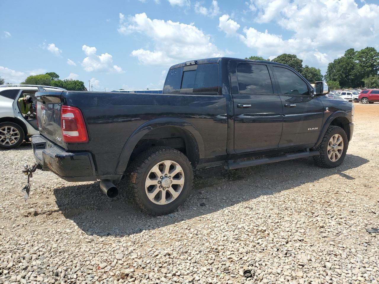 2021 Ram 2500 Laramie - Фото 3