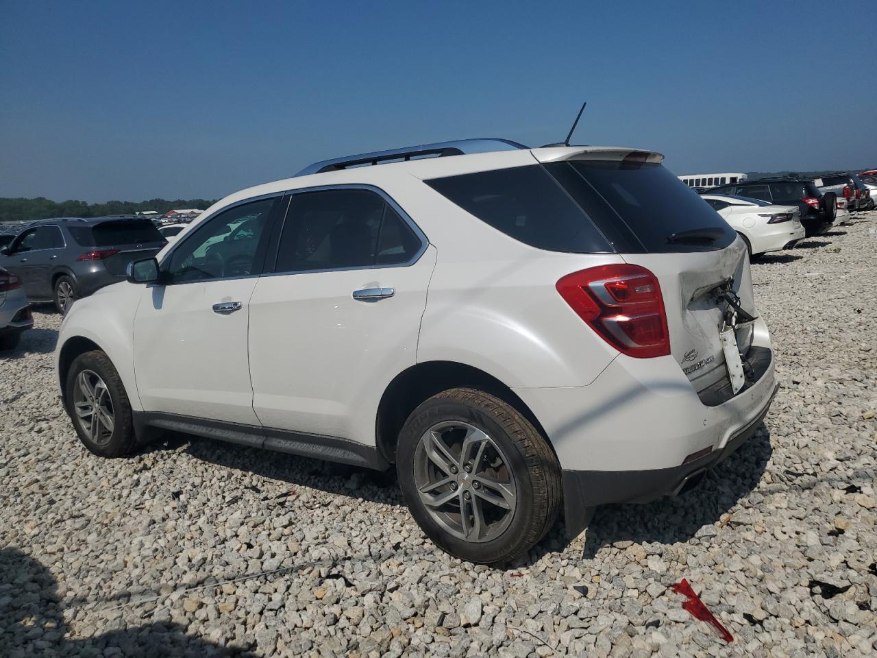 2017 Chevrolet Equinox Premier - Фото 2