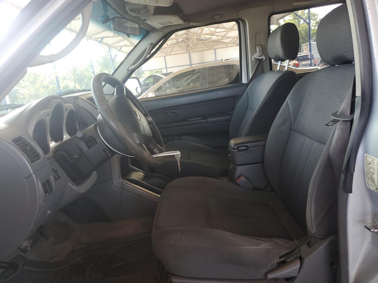 2002 Nissan Frontier Crew Cab Xe - Фото 7