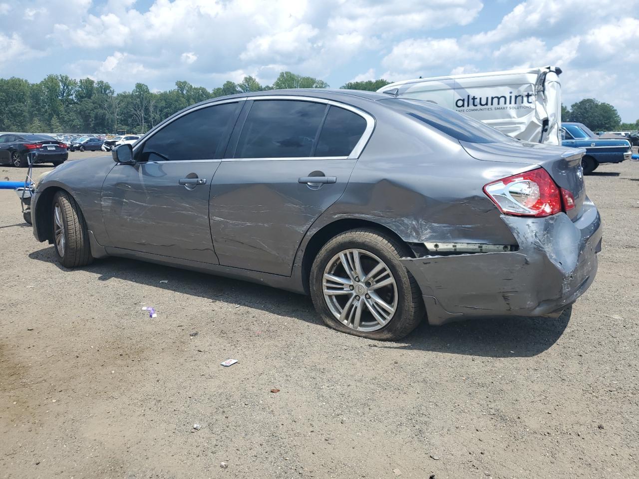 2013 Infiniti G37 - Фото 2