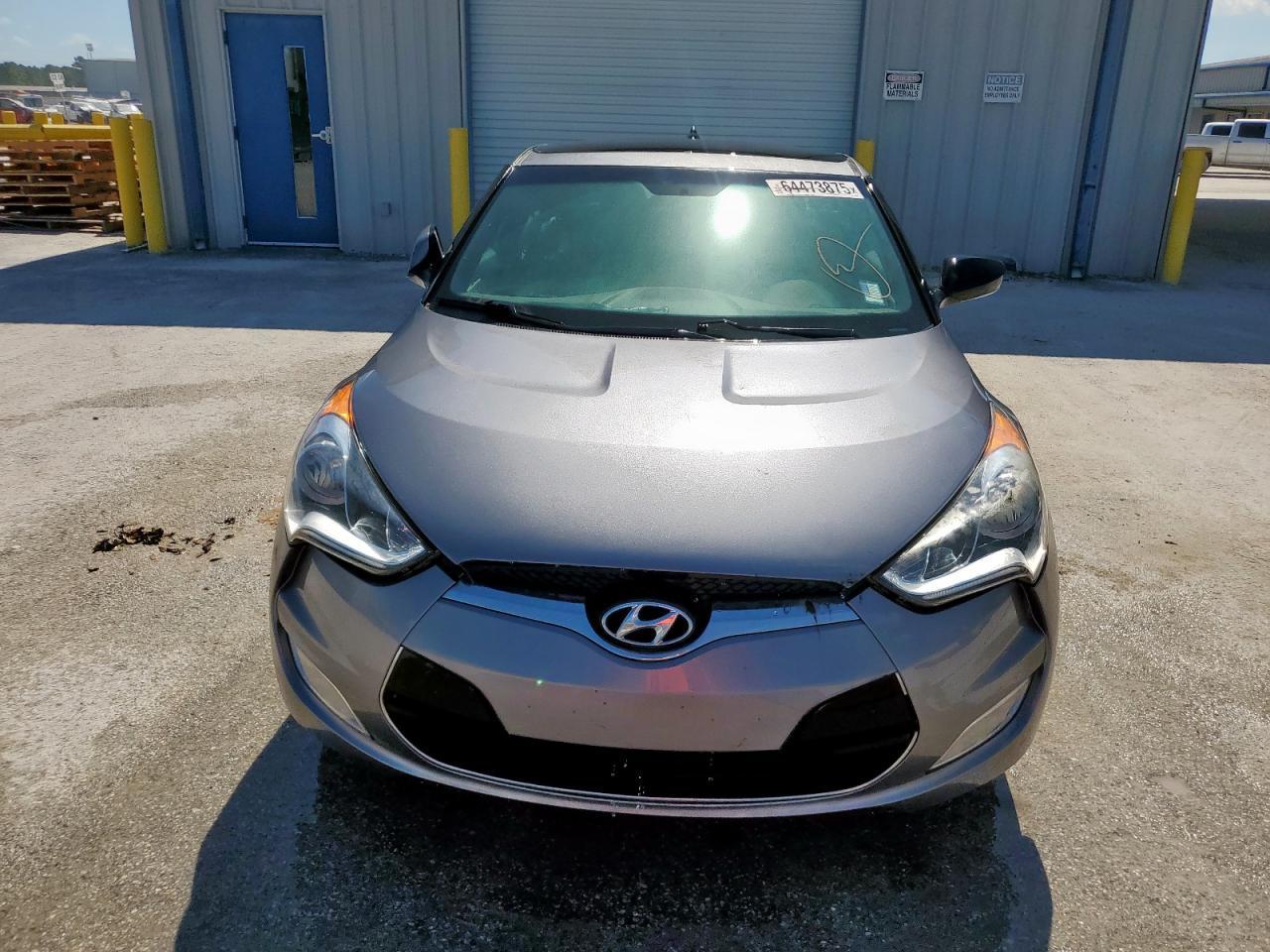 2016 Hyundai Veloster - Фото 5