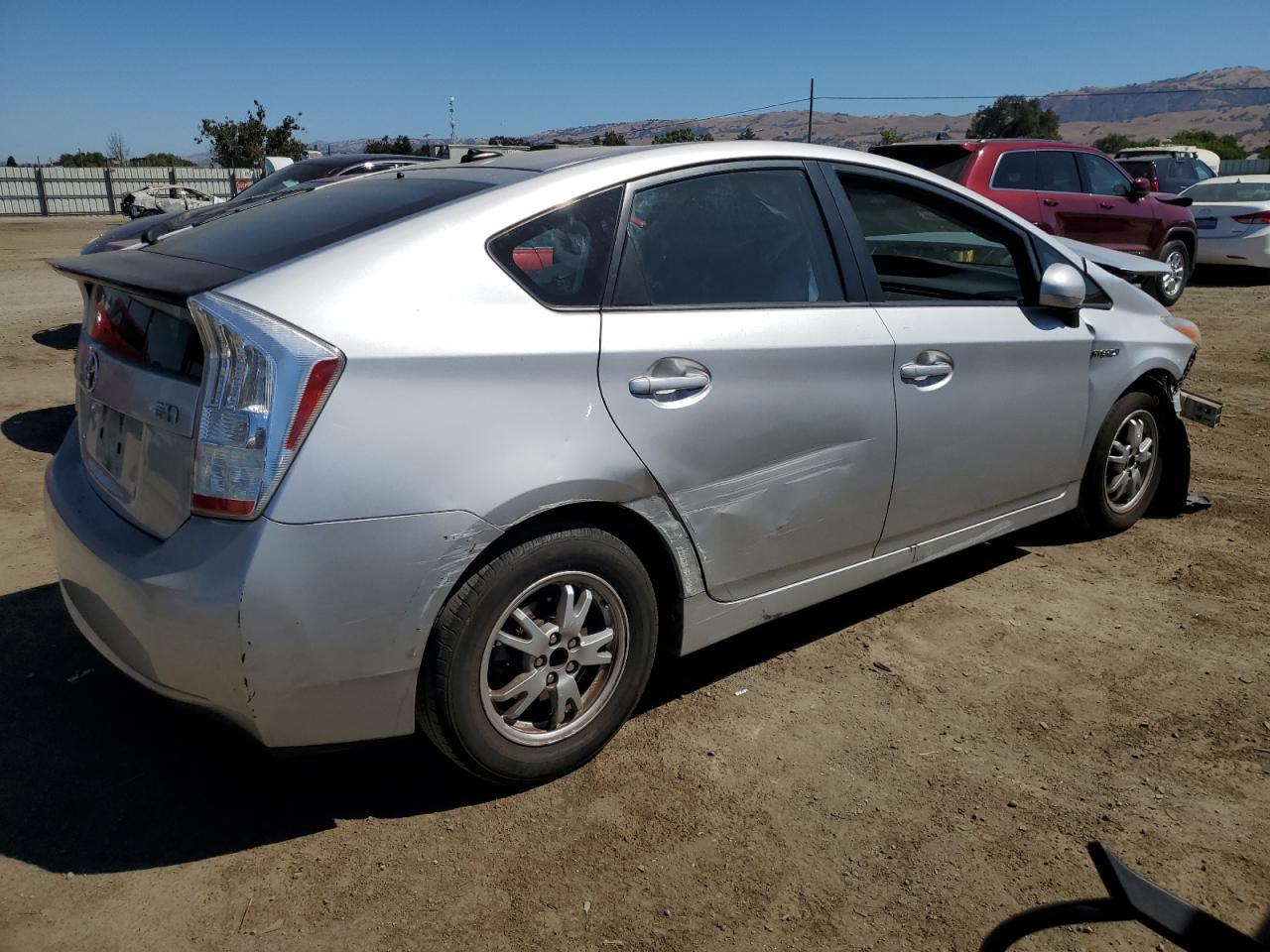 2010 Toyota Prius - Фото 3