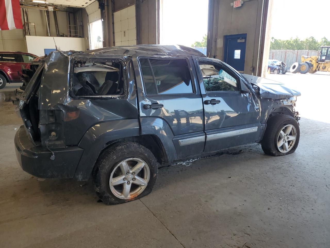 2011 Jeep Liberty Limited - Image 3