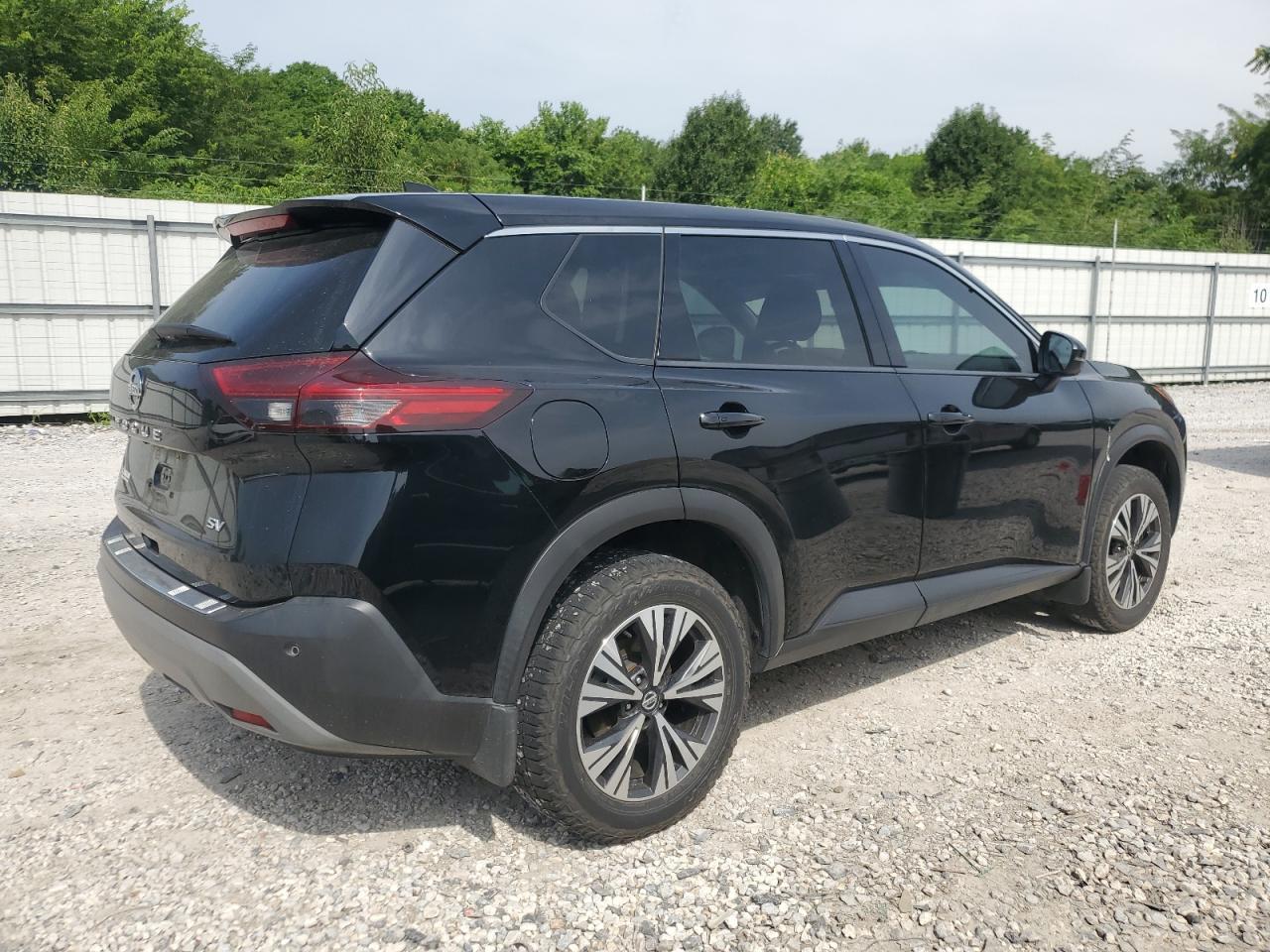 2021 Nissan Rogue Sv - Фото 3